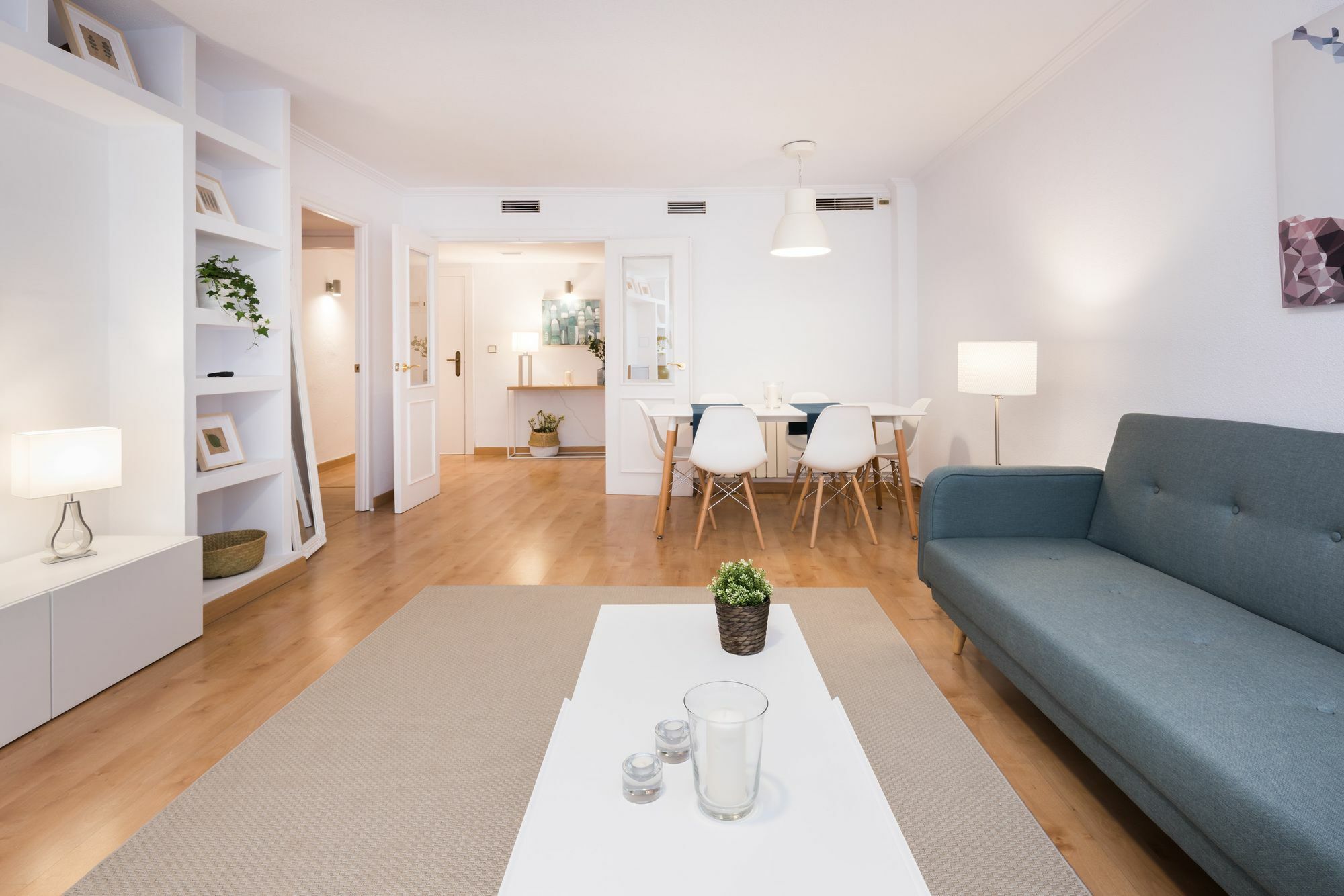 Apartamentos Paseo De La Farola Малага Экстерьер фото